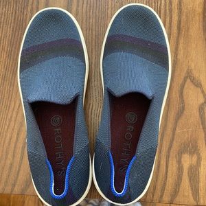 Rothy’s the sneaker navy with stripe size 7